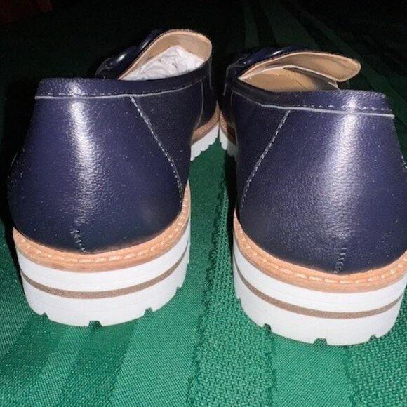 Talbots NEW Indigo Blue chain loafers, Size 8 - Picture 3 of 6